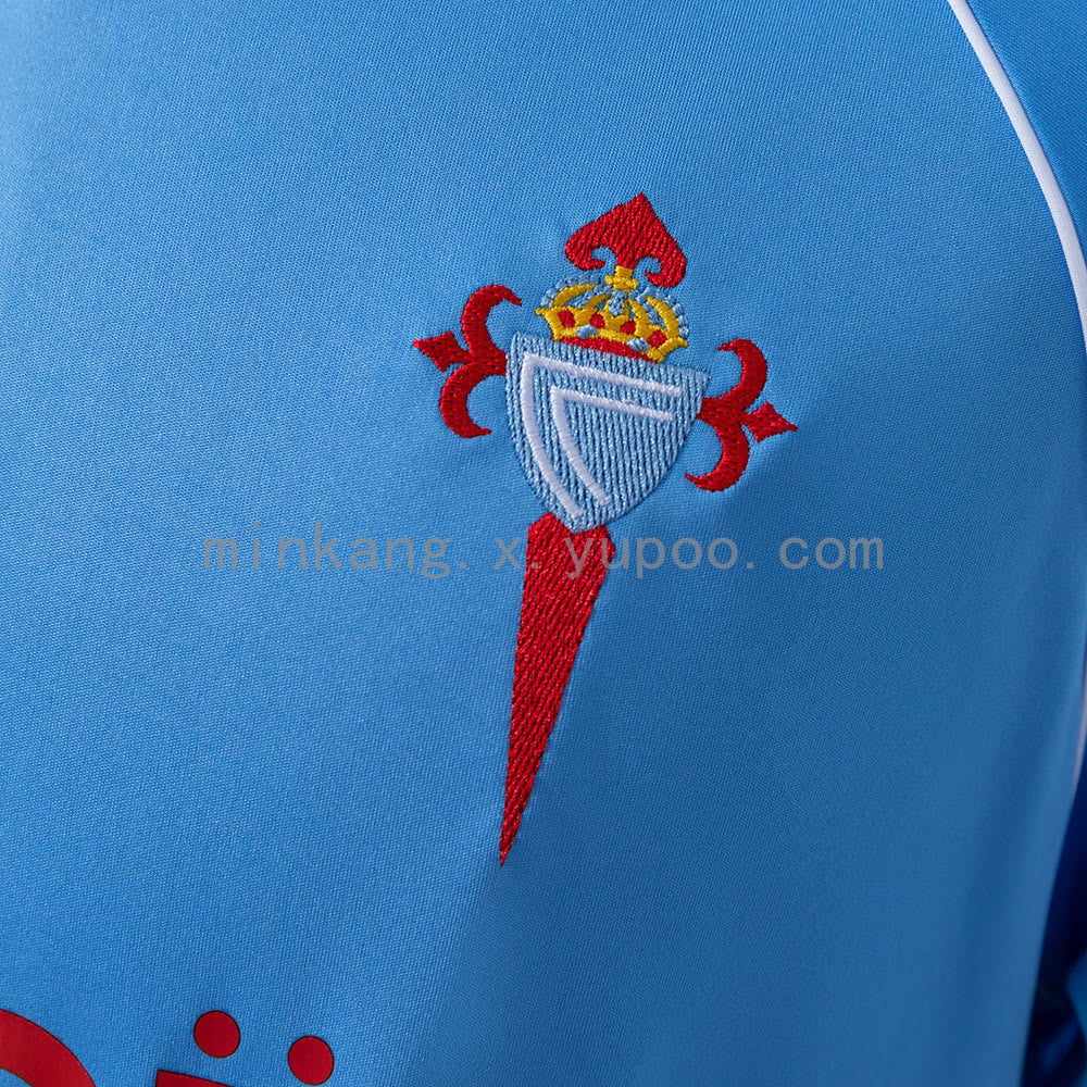 RETRO 1º EQUIPACION CELTA DE VIGO 84/85